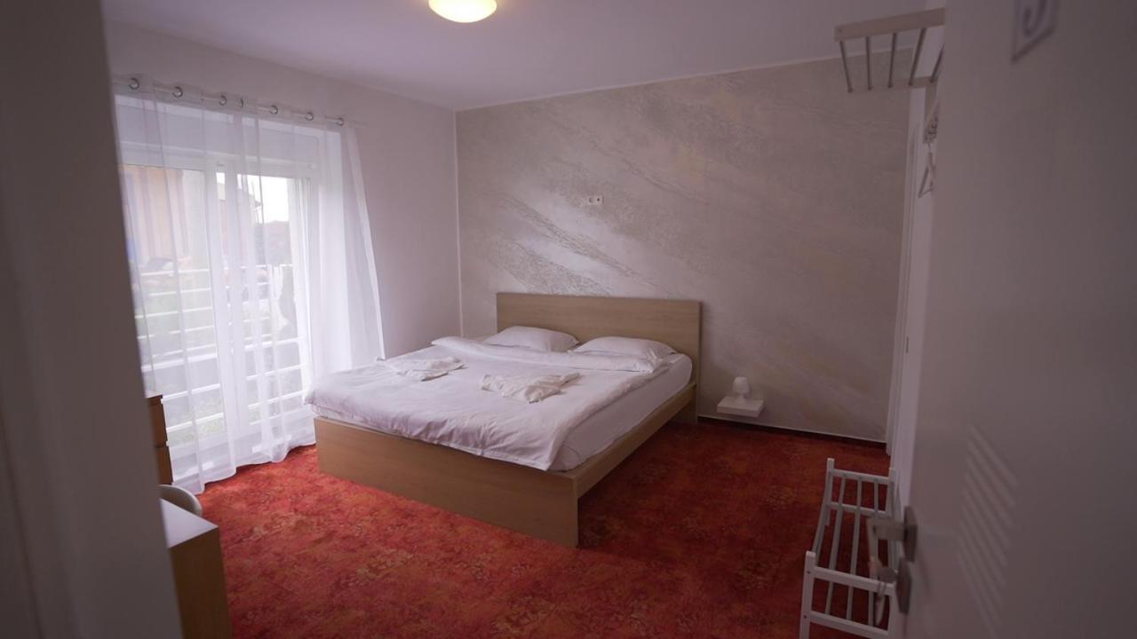 Vivo House Bed & Breakfast Târgu-Mureş Eksteriør bilde