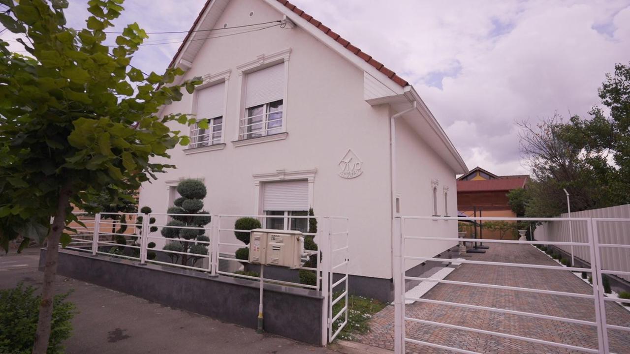 Vivo House Bed & Breakfast Târgu-Mureş Eksteriør bilde