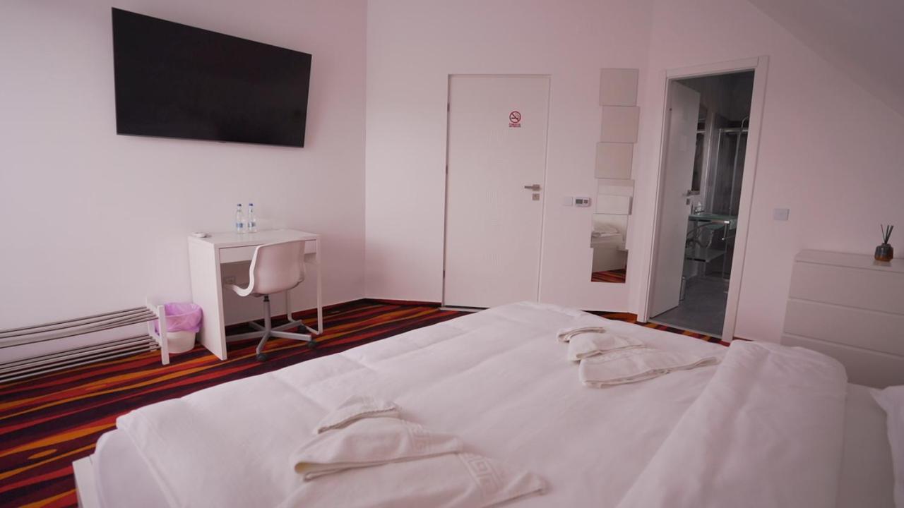 Vivo House Bed & Breakfast Târgu-Mureş Eksteriør bilde